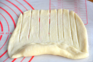 Бриошь с кремом "Патисьер"