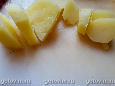 Семга в духовке, запеченная с картошкой в сметане