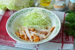 Салат с капустой, ветчиной и сухариками Салат с капустой, ветчиной и сухариками