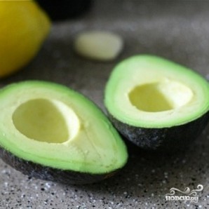 Заправка для цезаря из авокадо Заправка для цезаря из авокадо