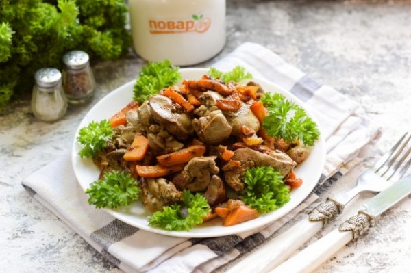 Куриная печень с сельдереем Куриная печень с сельдереем