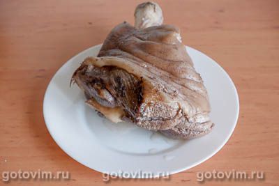 Сочные ломтики из рульки в хрустящей панировке Сочные ломтики из рульки в хрустящей панировке