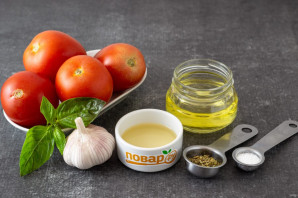 Вяленые помидоры с базиликом Вяленые помидоры с базиликом