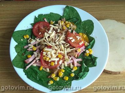 Завтрак из яиц со шпинатом, ветчиной и сыром в микроволновой печи Завтрак из яиц со шпинатом, ветчиной и сыром в микроволновой печи