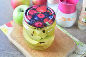 Маринованные яблоки на зиму без стерилизации Маринованные яблоки на зиму без стерилизации