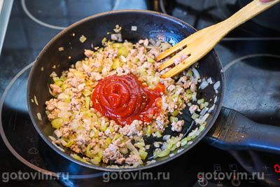 Булочки, фаршированные мясом с фасолью и перцем чили по-мексикански Булочки, фаршированные мясом с фасолью и перцем чили по-мексикански