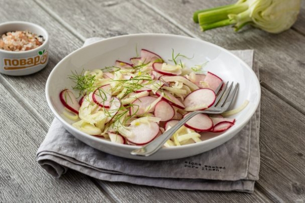 Салат с фенхелем от Джейми Оливера Салат с фенхелем от Джейми Оливера