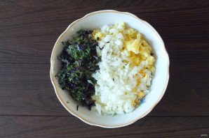 Салат из морского окуня горячего копчения Салат из морского окуня горячего копчения