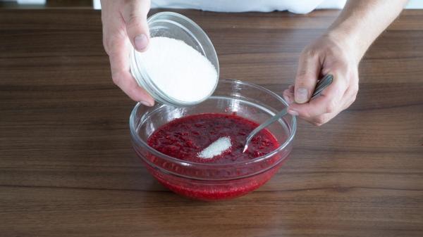 Малина без варки с сахаром на зиму, пошаговый рецепт с фото