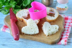 Бутерброды в виде сердца Бутерброды в виде сердца