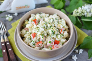 Салат с цветной капустой и сыром Салат с цветной капустой и сыром