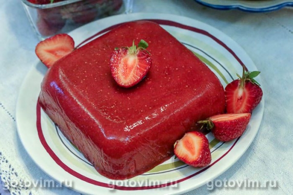 Клубника, протертая с сахаром 