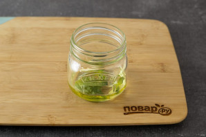 Вяленые помидоры с базиликом Вяленые помидоры с базиликом