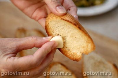 Брускетта с запеченным перцем и творожным сыром