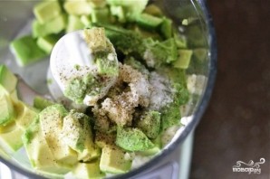 Заправка для цезаря из авокадо Заправка для цезаря из авокадо