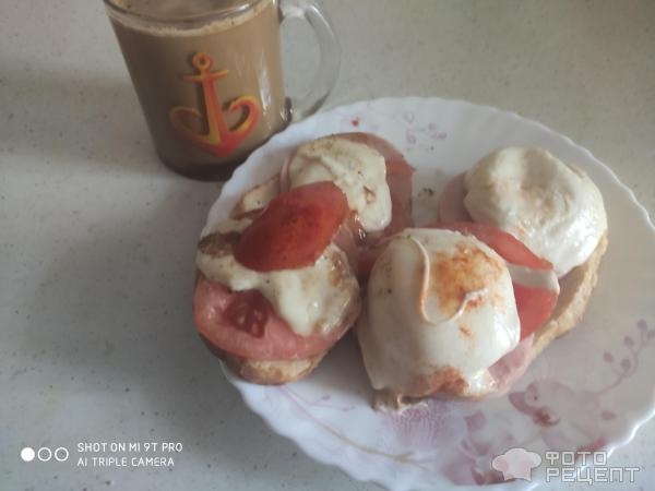 Рецепт: Горячие бутерброды на сковородке - в моем исполнении. Рецепт: Горячие бутерброды на сковородке - в моем исполнении.