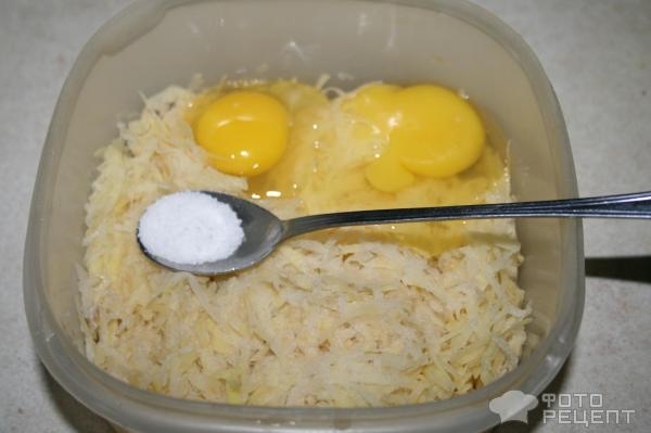 Рецепт: Горячие бутерброды в ростере - С отварным картофелем и докторской колбасой Рецепт: Горячие бутерброды в ростере - С отварным картофелем и докторской колбасой