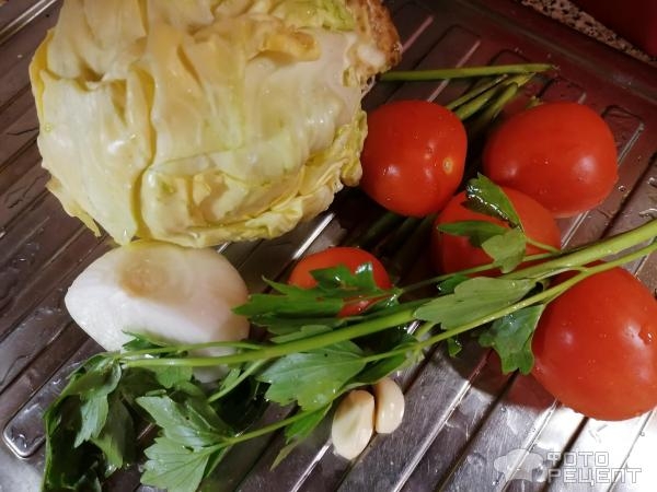 Рецепт: Капуста тушеная с лисичками - С помидорами, любистком и копченостями Рецепт: Капуста тушеная с лисичками - С помидорами, любистком и копченостями