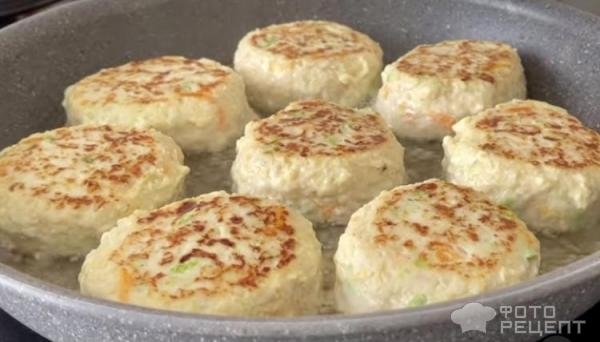 Рецепт: Котлеты из куриного филе на сковородке - с кабачком Рецепт: Котлеты из куриного филе на сковородке - с кабачком