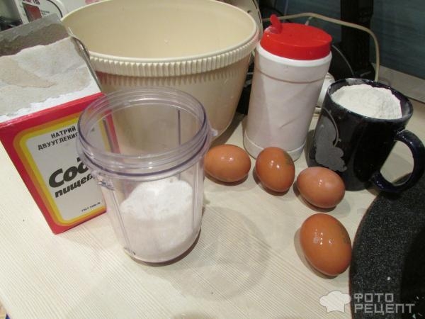 Рецепт: Торт для детей от двух лет - пекла на день рождения