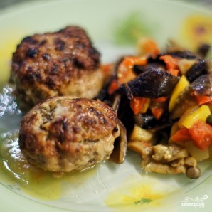 Мясные зразы с грибами Мясные зразы с грибами