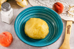 Корзиночки с персиками Корзиночки с персиками