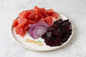 Салат из свеклы и грейпфрута