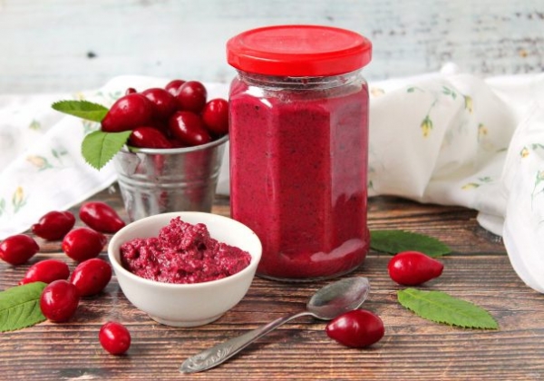 Ткемали из кизила Ткемали из кизила