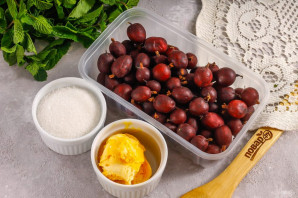 Cуп из крыжовника