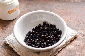 Компот из смородины с мятой и лимоном на зиму