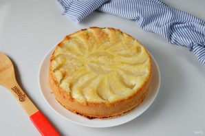 Бисквит с грушами Бисквит с грушами