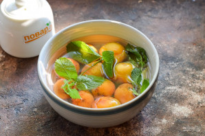 Компот из абрикосов с мятой на зиму Компот из абрикосов с мятой на зиму