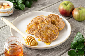 Гречневые оладьи с яблоком Гречневые оладьи с яблоком