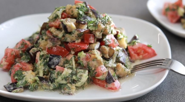 Салат из баклажанов Дачный, хит сезона, пошаговый рецепт с фото