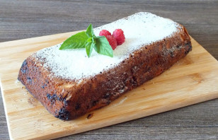 Творожный кекс с малиной