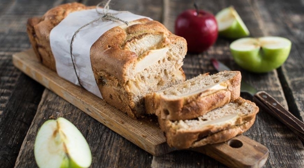 Простая шарлотка с яблоками, пошаговый рецепт с фото Простая шарлотка с яблоками, пошаговый рецепт с фото