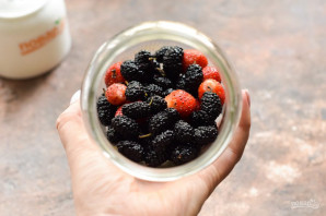 Компот из клубники и шелковицы на зиму Компот из клубники и шелковицы на зиму