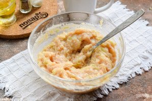 Куриные котлеты с кабачком в сливочном соусе Куриные котлеты с кабачком в сливочном соусе