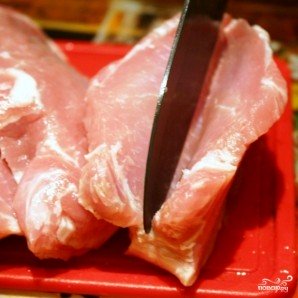 Рулетики из свинины, запеченные в духовке Рулетики из свинины, запеченные в духовке