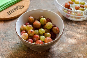 Маринованный крыжовник на зиму Маринованный крыжовник на зиму