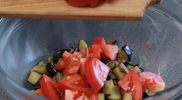 Салат из баклажанов Дачный, хит сезона, пошаговый рецепт с фото