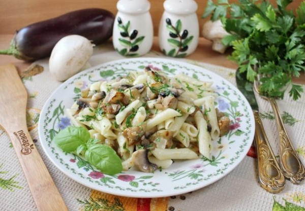 Паста с баклажанами и грибами Паста с баклажанами и грибами
