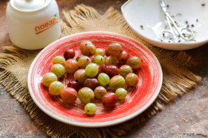 Компот из крыжовника с лимоном на зиму Компот из крыжовника с лимоном на зиму