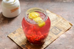 Компот из красной смородины с лимоном на зиму