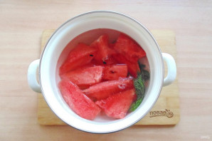 Малосольные арбузы Малосольные арбузы