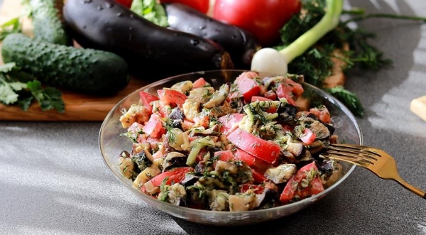 Салат из баклажанов Дачный, хит сезона, пошаговый рецепт с фото