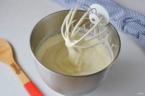 Бисквит с грушами Бисквит с грушами