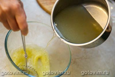 Фрикасе из куриных желудков в соусе на желтках Фрикасе из куриных желудков в соусе на желтках