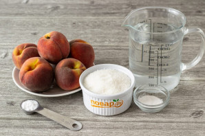 Компот из персиков с лимонной кислотой на зиму Компот из персиков с лимонной кислотой на зиму