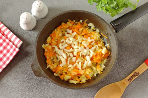 Щавелевый суп с сельдереем Щавелевый суп с сельдереем